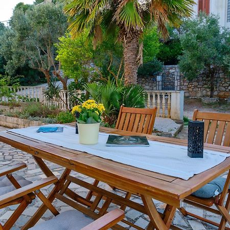 Apartment Pepermint - Iqm Destination Quality Veli Lošinj Exterior foto